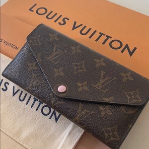 LV Sarah Wallet Monogram